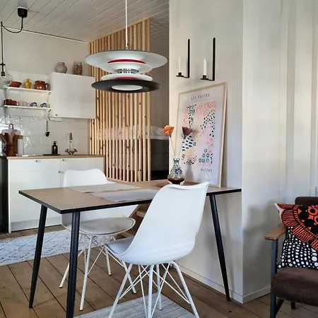 Hurmaava Ullakkoasunto Vanhan Rauman Laidalla Apartment *