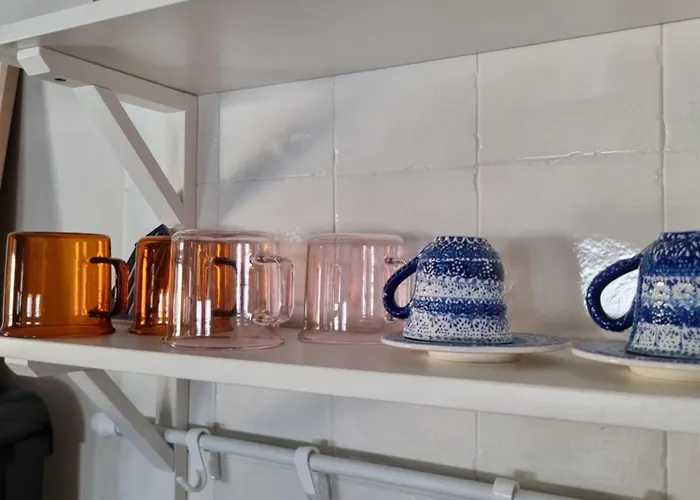 Hurmaava Ullakkoasunto Vanhan Rauman Laidalla Apartamento Rauma